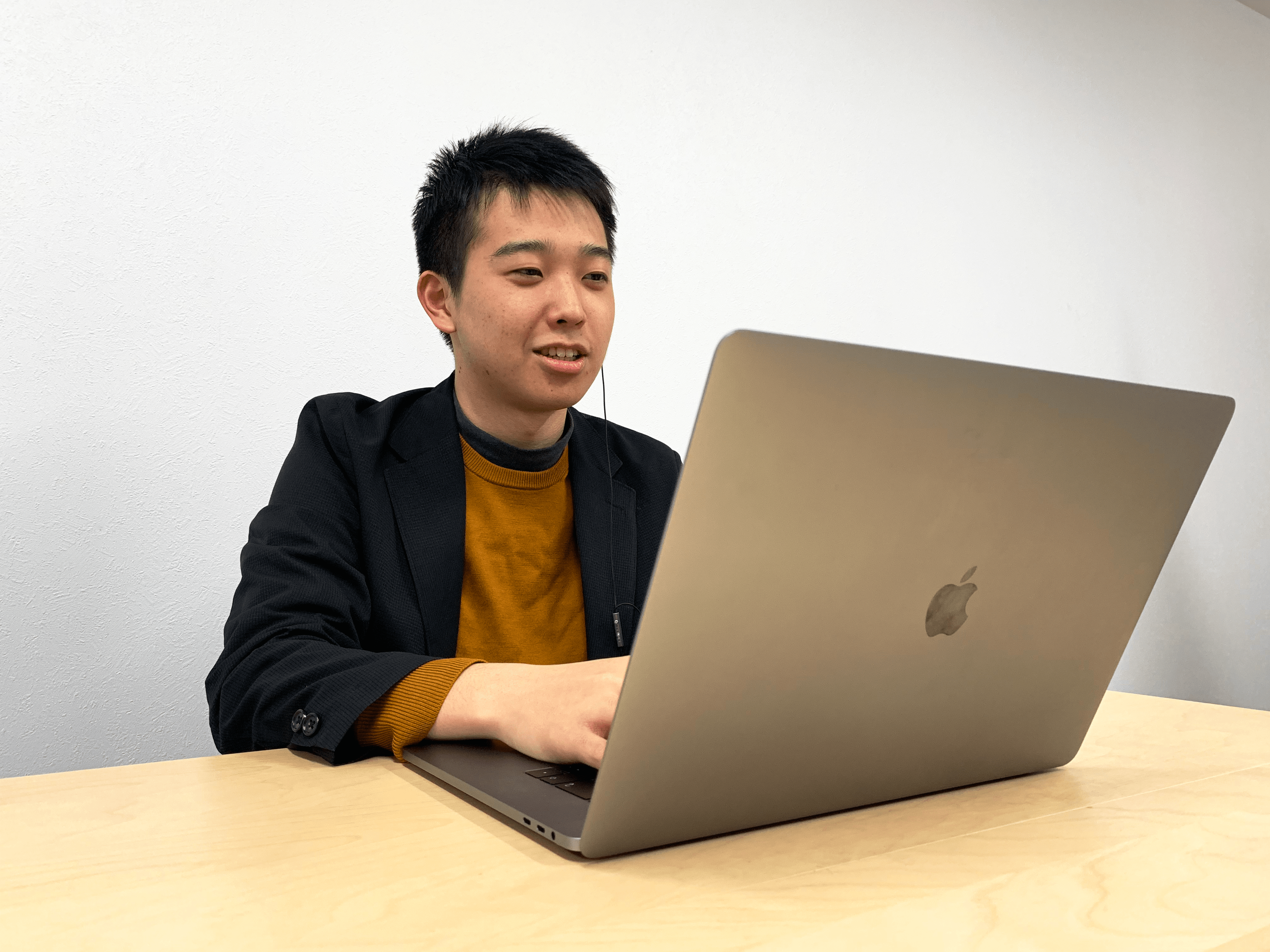 橋本、オンラインでの授業の様子